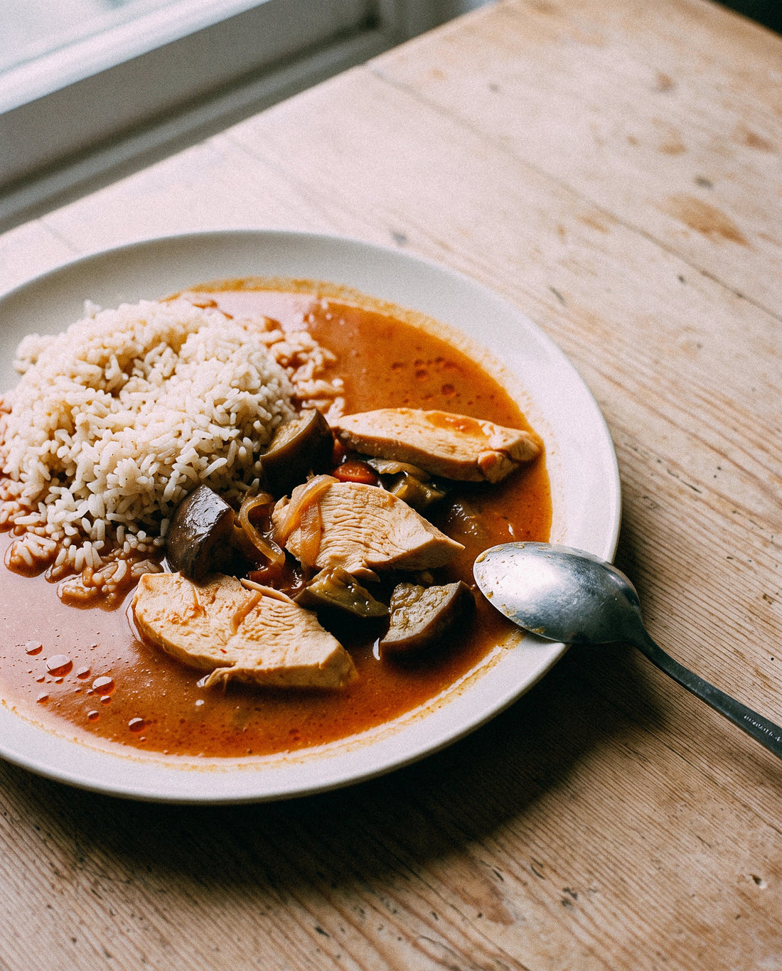 SN3で作る「鶏むね肉となすのハーブカレー」